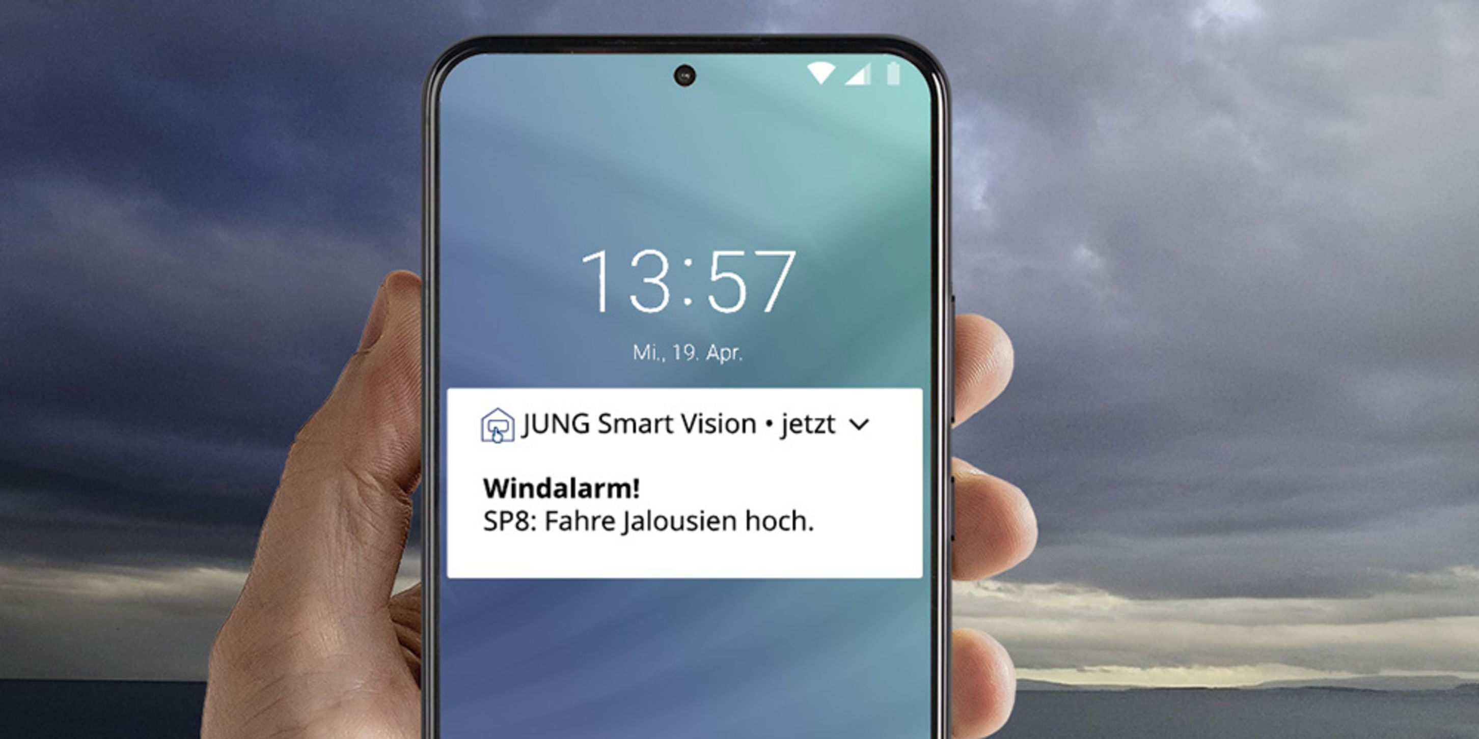 JUNG Smart Panel 8 bei elektro wi GmbH in Pleystein